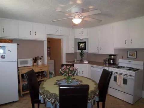208 E Johnson, Norman, OK 73069 photo 3
