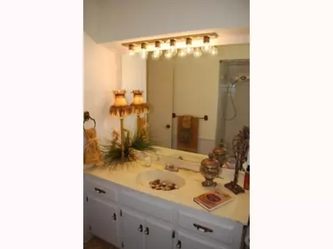 809 N Parkview, Moore, OK 73170 photo 9
