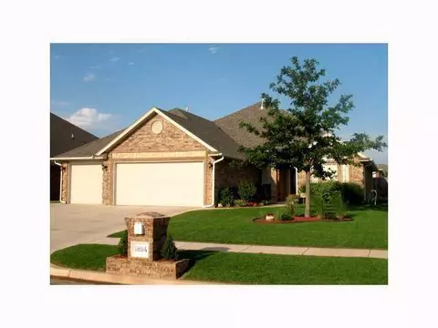 1804 Mead Ln, Moore, OK 73170 photo 10