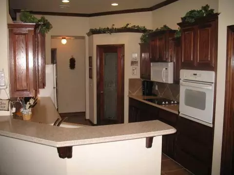 1804 Mead Ln, Moore, OK 73170 photo 3