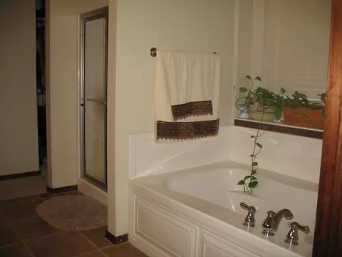 1804 Mead Ln, Moore, OK 73170 photo 9