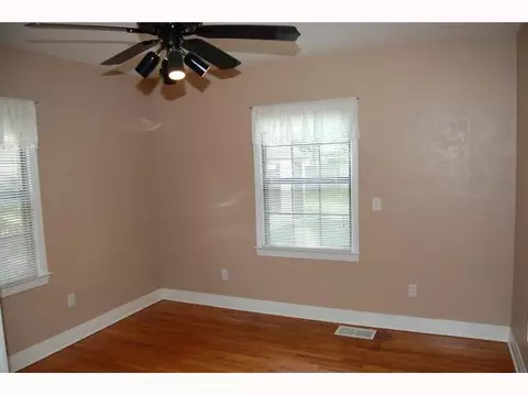 930 W Eufaula, Norman, OK 73069 photo 7