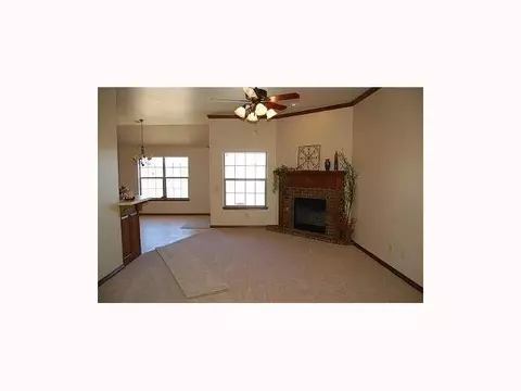 3801 Pachem Ave, Harrah, OK 73045 photo 4