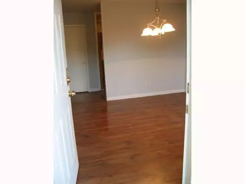 1909 N Divis, Bethany, OK 73008 photo 3
