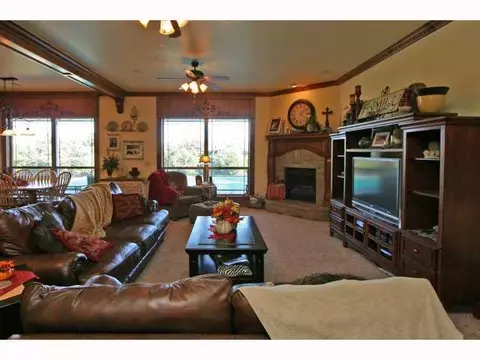 1100 E Rock Creek Rd, Tuttle, OK 73089 photo 5