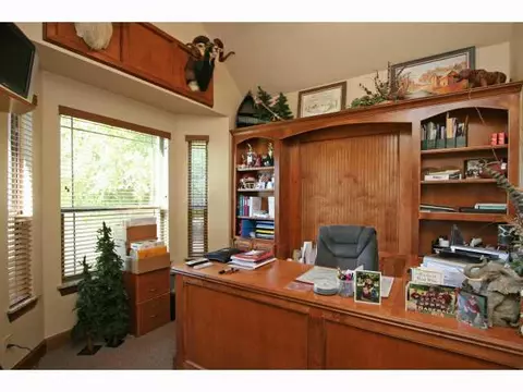 1100 E Rock Creek Rd, Tuttle, OK 73089 photo 8
