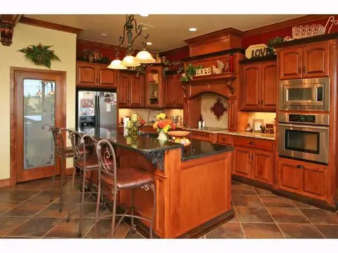 1100 E Rock Creek Rd, Tuttle, OK 73089 photo 3