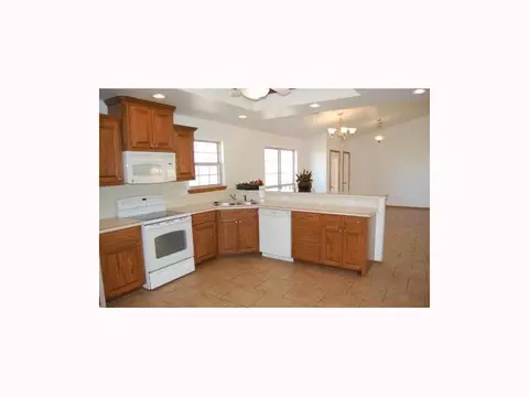 1477 County Rd 1189, Tuttle, OK 73089 photo 3