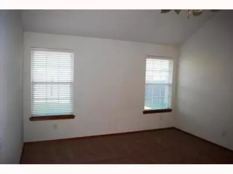 Undisclosed, Norman, OK 73071 photo 6