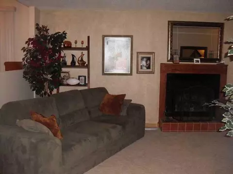 211 E Willow, Yukon, OK 73099 photo 2