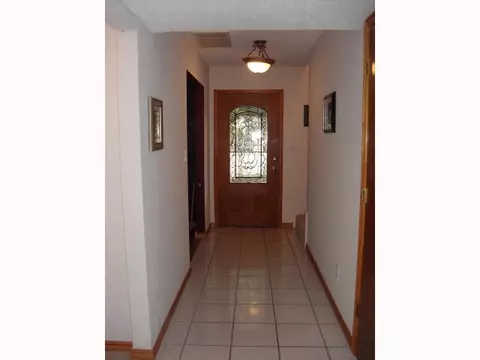 211 E Willow, Yukon, OK 73099 photo 4