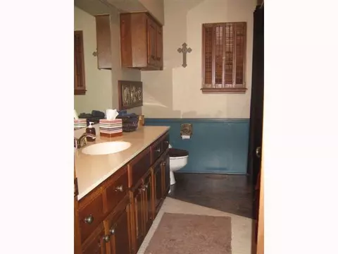 2108 E 37th St, Edmond, OK 73013 photo 7