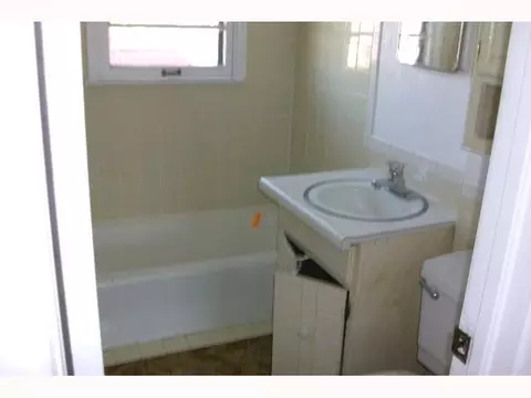 704 Chris Ave, Altus, OK 73521 photo 4