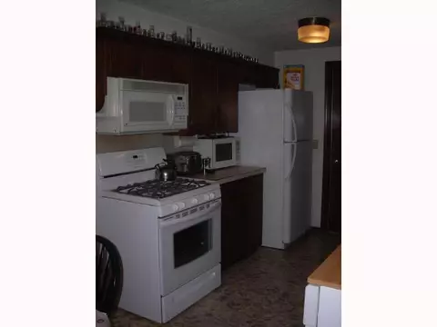 213 E Cherry Ave, Yukon, OK 73099 photo 4