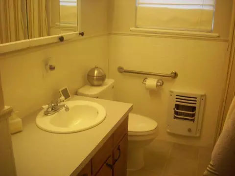 913 E Fox, Newcastle, OK 73065 photo 8