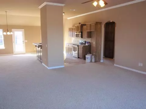 1908 Pelham, Norman, OK 73071 photo 2