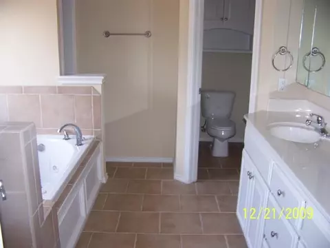 2312 Chadwick, Norman, OK 73071 photo 4