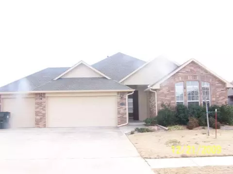 2312 Chadwick, Norman, OK 73071 photo 1