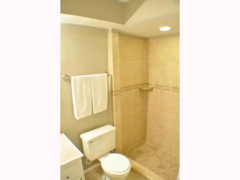 200 Loch Loop, Yukon, OK 73099 photo 9