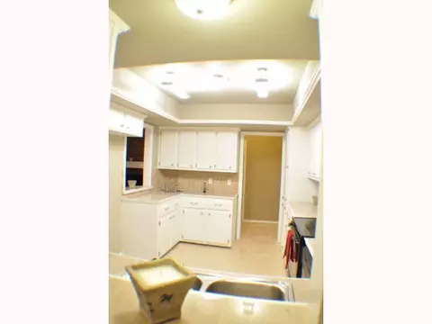 200 Loch Loop, Yukon, OK 73099 photo 4