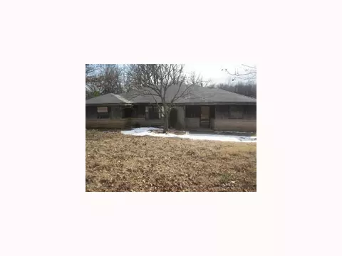 30203 Lake Dr, Mcloud, OK 74851 photo 1