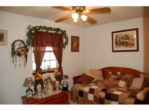 1994 County Road 1196, Tuttle, OK 73089 photo 8