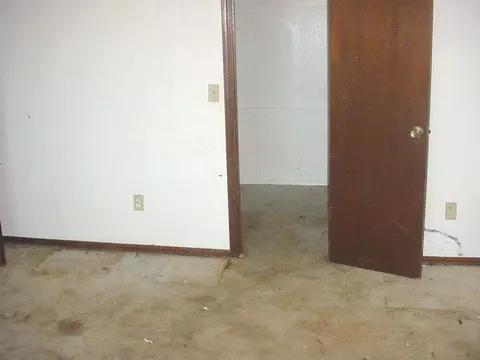 349 E Platt Dr, Yukon, OK 73099 photo 7
