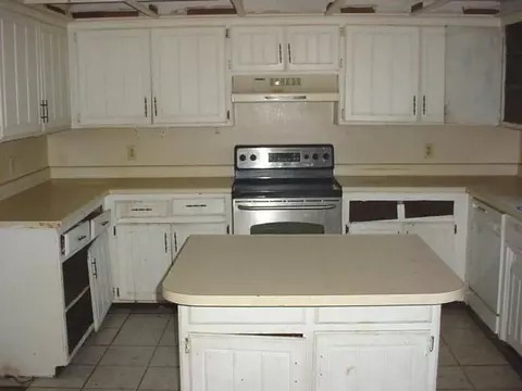 349 E Platt Dr, Yukon, OK 73099 photo 3
