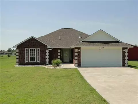 2409 Eugene Dr, Shawnee, OK 74804 photo 1