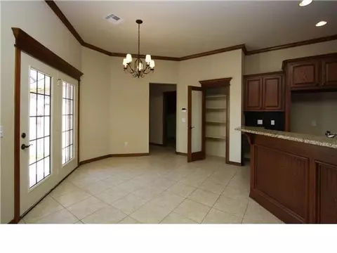 1403 Riata Rd, Tuttle, OK 73089 photo 6