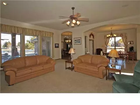 220 Heather, Tuttle, OK 73089 photo 6