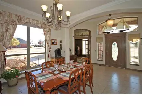 220 Heather, Tuttle, OK 73089 photo 4