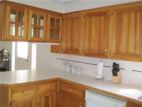 216 E Cherry Ave, Yukon, OK 73099 photo 5