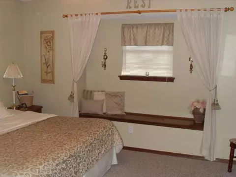 Undisclosed, Moore, OK 73160 photo 10