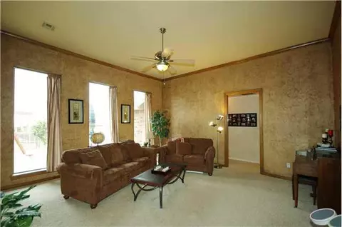 2641 E Ashecroft Dr, Edmond, OK 73034 photo 7