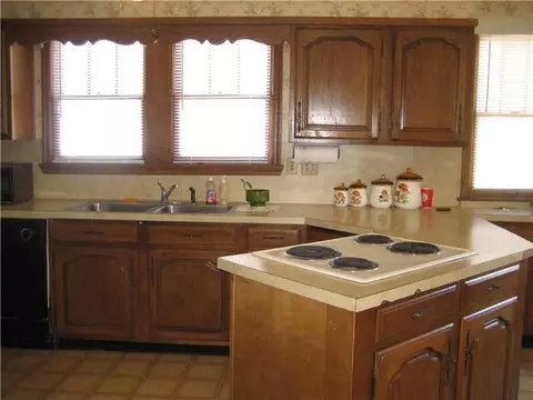 524 E Oklahoma Ave, Guthrie, OK 73044 photo 5