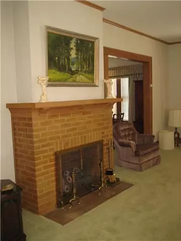 524 E Oklahoma Ave, Guthrie, OK 73044 photo 3