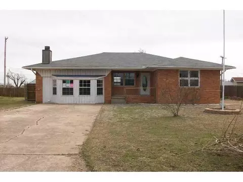 1400 Belle St, Altus, OK 73521 photo 1