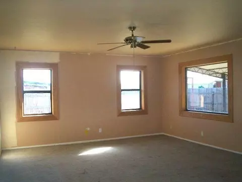 415 Mohawk Trl, Burns Flat, OK 73624 photo 3
