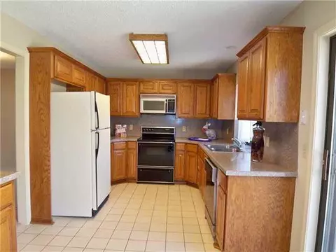 6 Windbrook Sq, Norman, OK 73072 photo 5