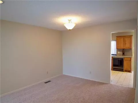 6 Windbrook Sq, Norman, OK 73072 photo 4