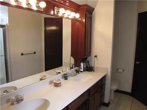 2631 Briarcliff Dr, Moore, OK 73170 photo 6