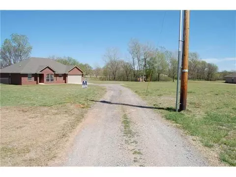 2017 County Road 1212, Tuttle, OK 73089 photo 2
