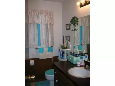 504 Wayne Ave, Tecumseh, OK 74873 photo 9
