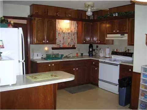504 Wayne Ave, Tecumseh, OK 74873 photo 6