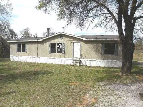 29240 Memorial Rd, Mcloud, OK 74851 photo 1