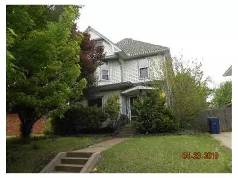1017 E Noble Ave, Guthrie, OK 73044 photo 1