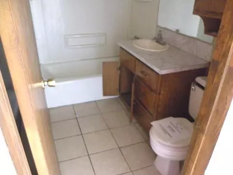 605 N Forrest Ave, Watonga, OK 73772 photo 5