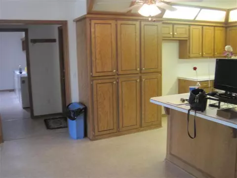 1016 W Pittman, Mcloud, OK 74851 photo 4