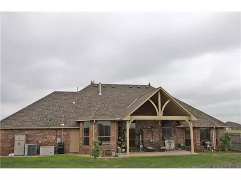 4607 Pikeys Trl, Tuttle, OK 73089 photo 12